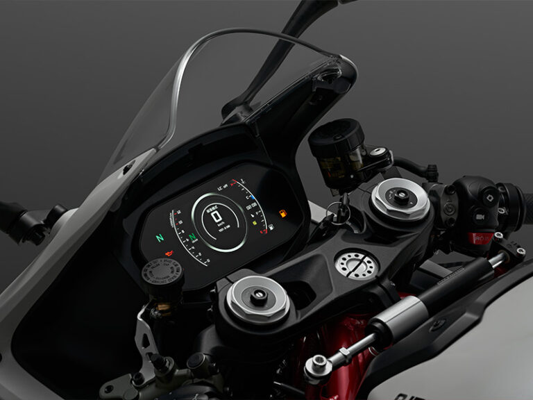 QJMOTOR  SRK 921RR