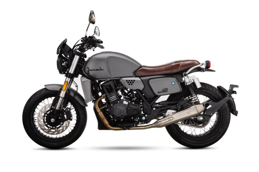 Junak SR 400