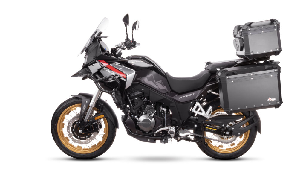 Junak RX 600 z kuframi