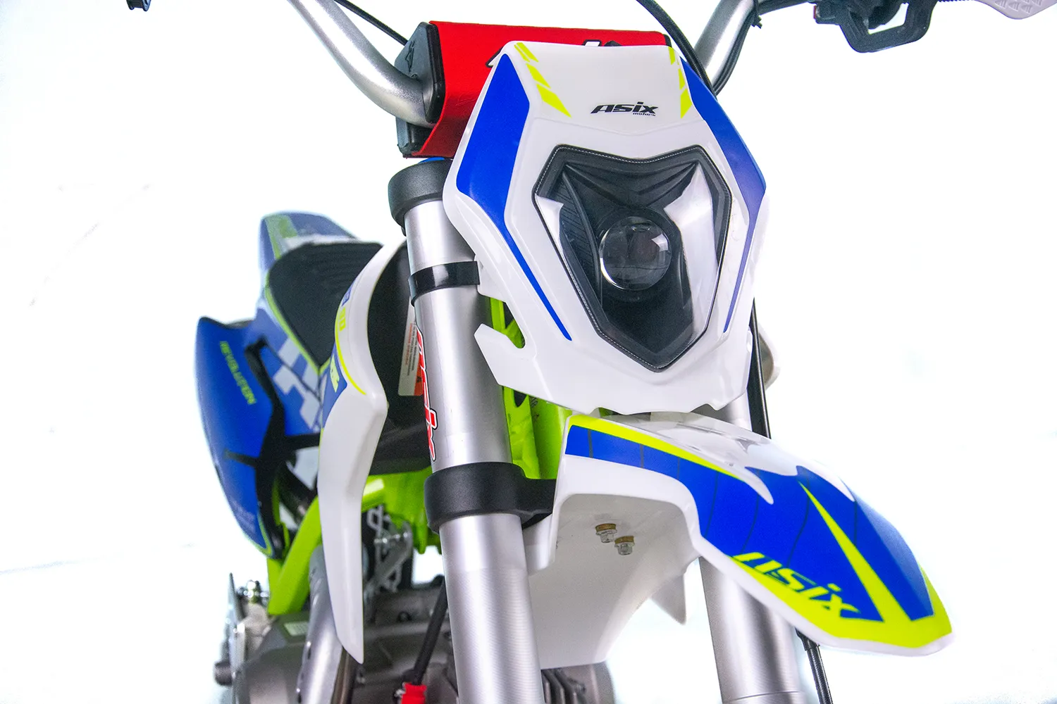ASIX XB-28 / 90cc