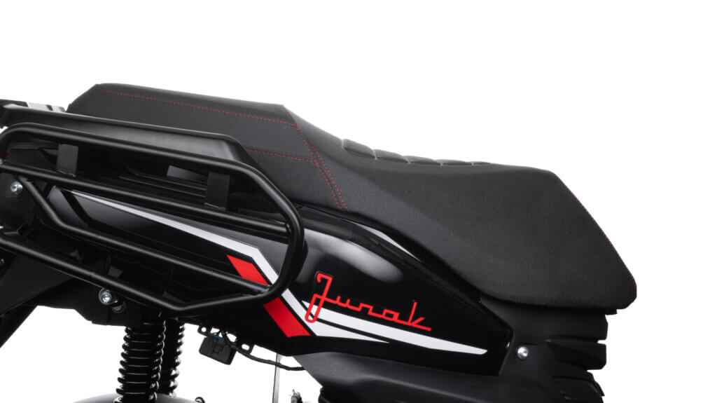 Junak 612